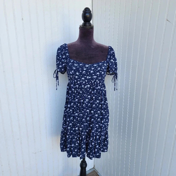 Aeropostale Floral Babydoll Sweetheart Fit Flare Smoked Women's Mini Dress Sz S - Picture 1 of 14